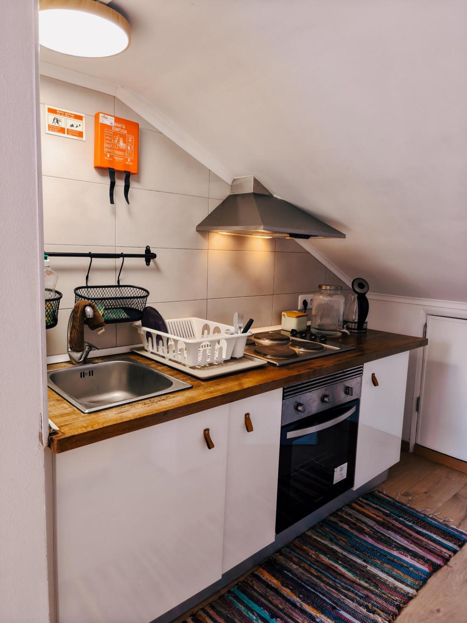 Hostel Lisbon Soul Surf Camp