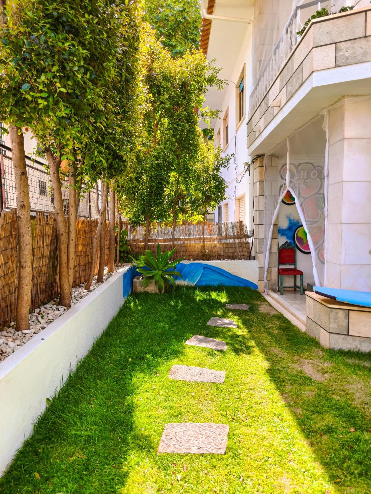 Lisbon Soul Surf Camp Hostel Cascais